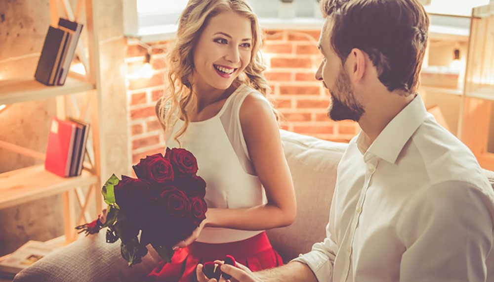 10 romantic surprise ideas for the your love