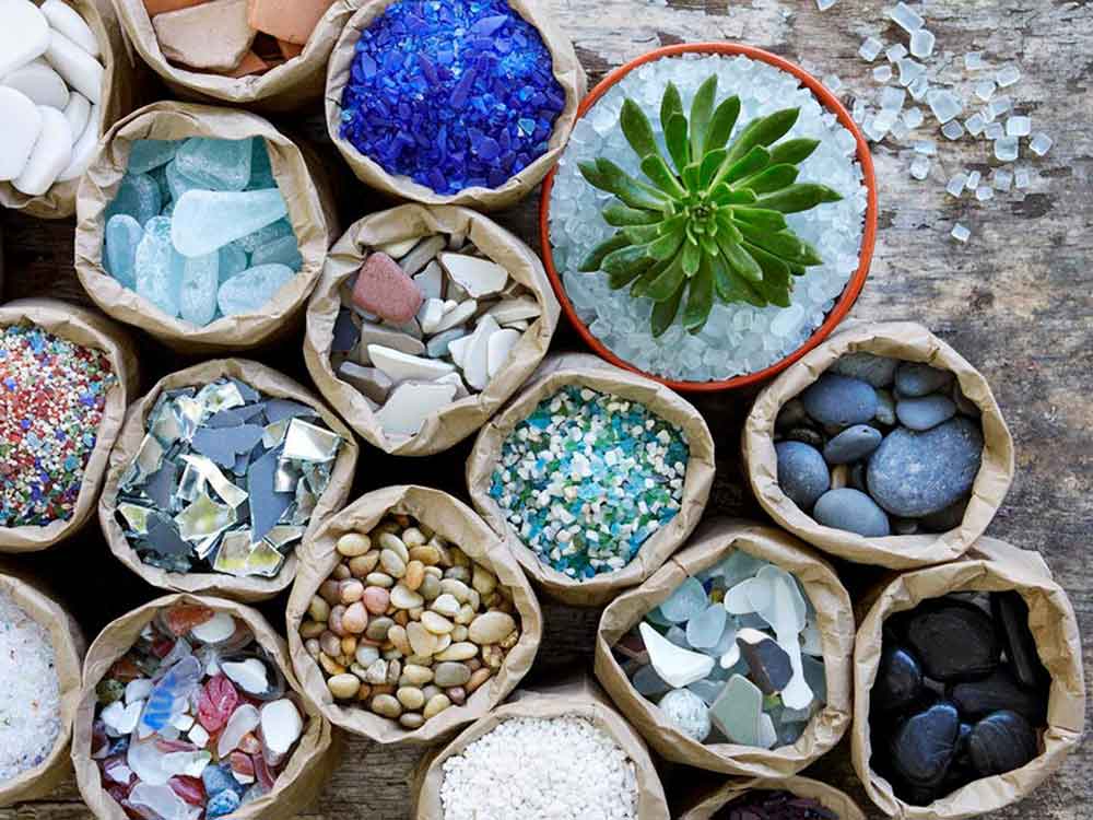 stone on pots for plants