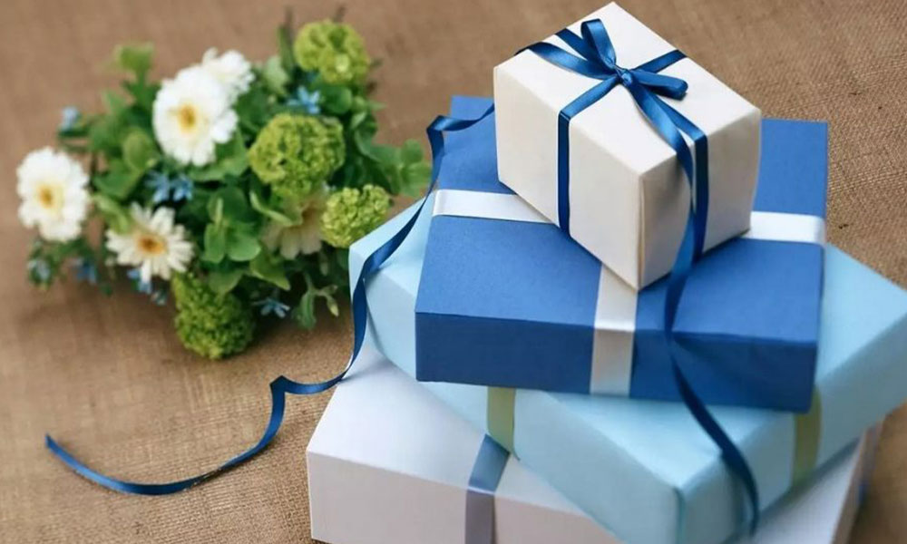 Best Nowruz Gift Ideas; Nowruz Gift Packs