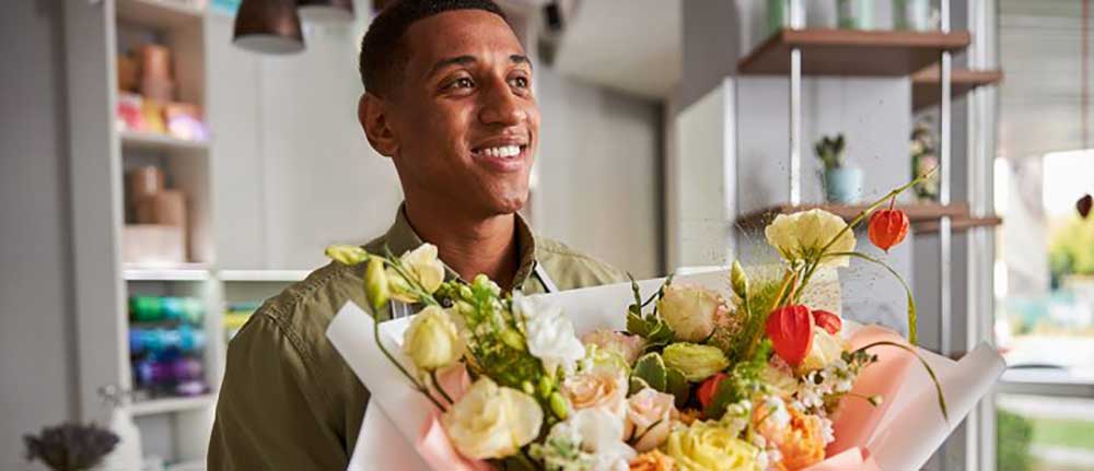 انتخاب گل مردانه و ارسال گل به مرد زندگی